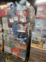 Wholesale Truckloads Liquidation - Image 15