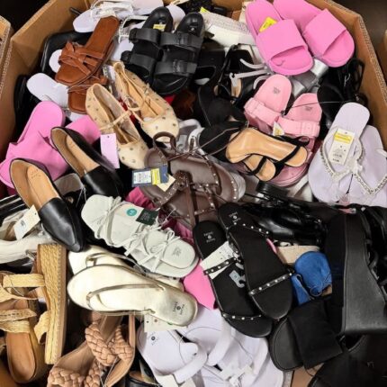 Women Sandals Pallets